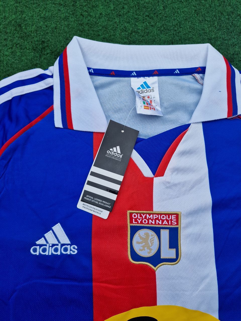Olympique Lyonnais 03/04 Retro Football Jersey Kit