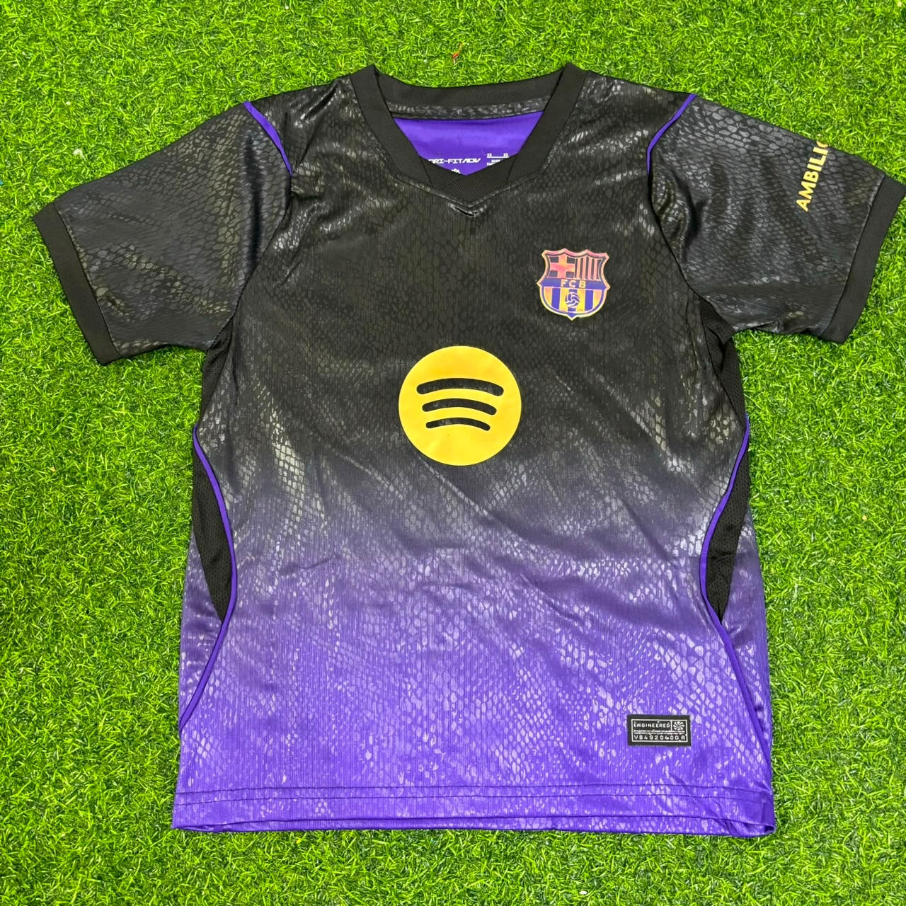 Lamine Yamal #10 Barcelona Away Football Jersey