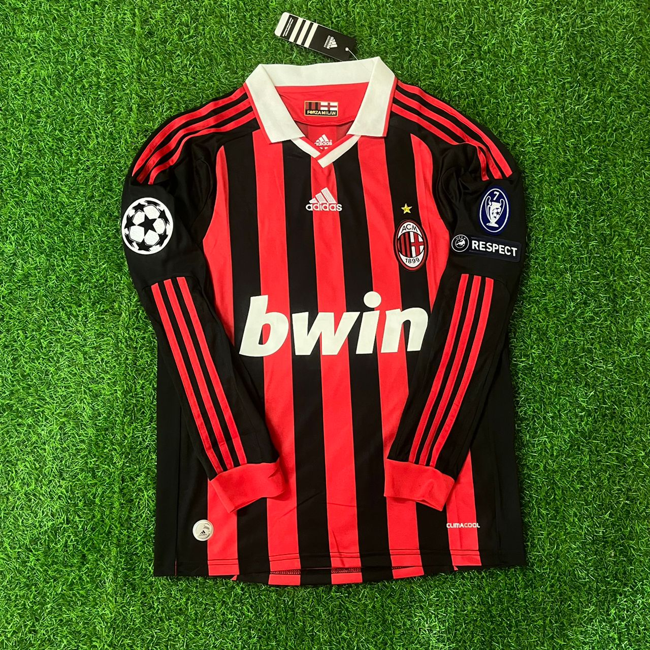 Ronaldinho Milan 2009 2011 Retro Long Sleeve Football Jersey Kit