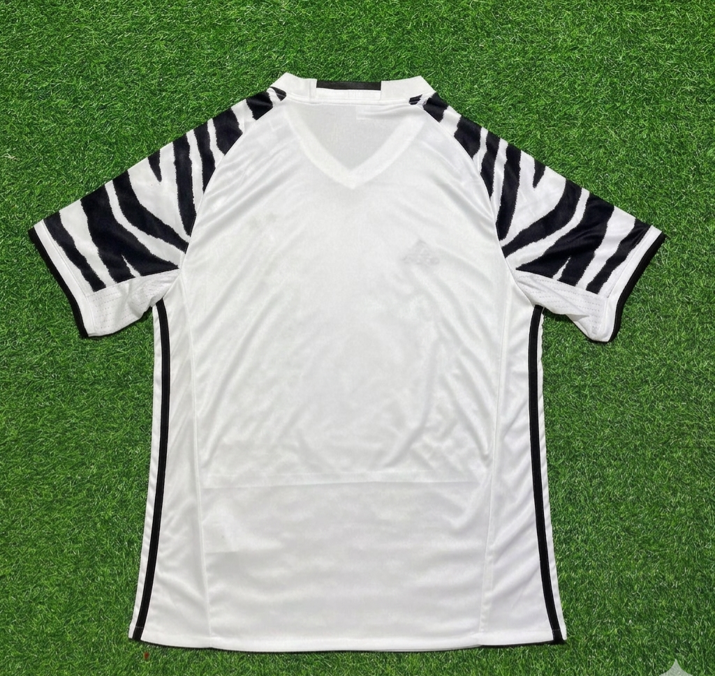 Juventus 2016 2017 Away White Retro Football Jersey Kit
