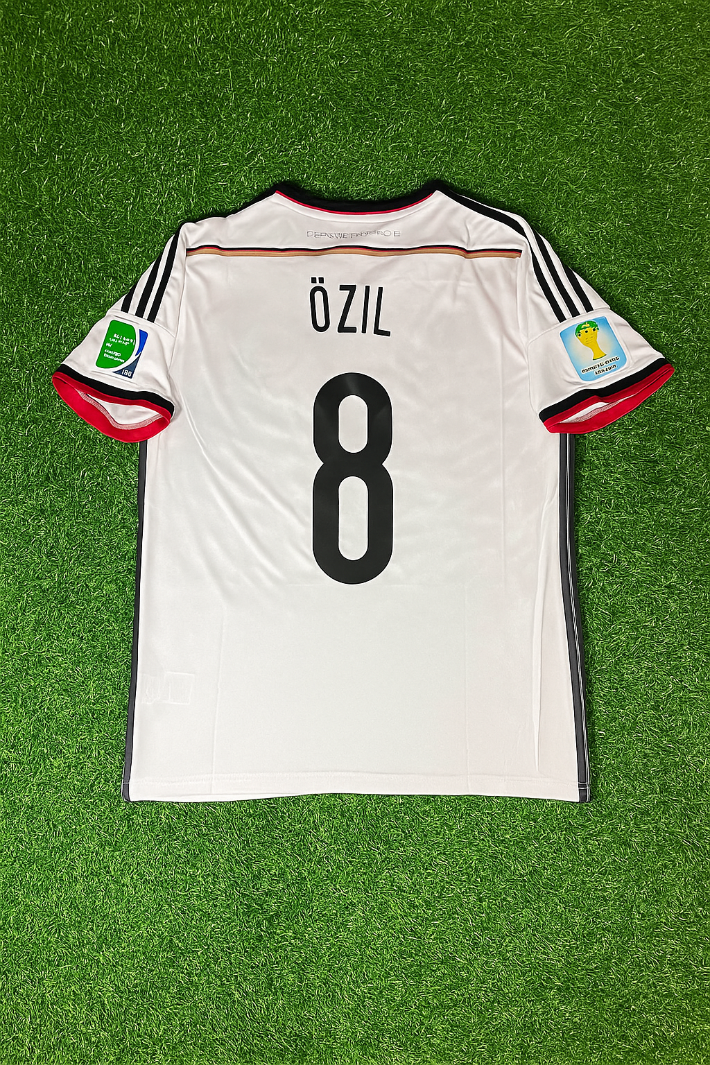 - Mesut Ozil Germany 2014 World Cup White Retro Kit Jersey Trikot Maillot Soccer Kit