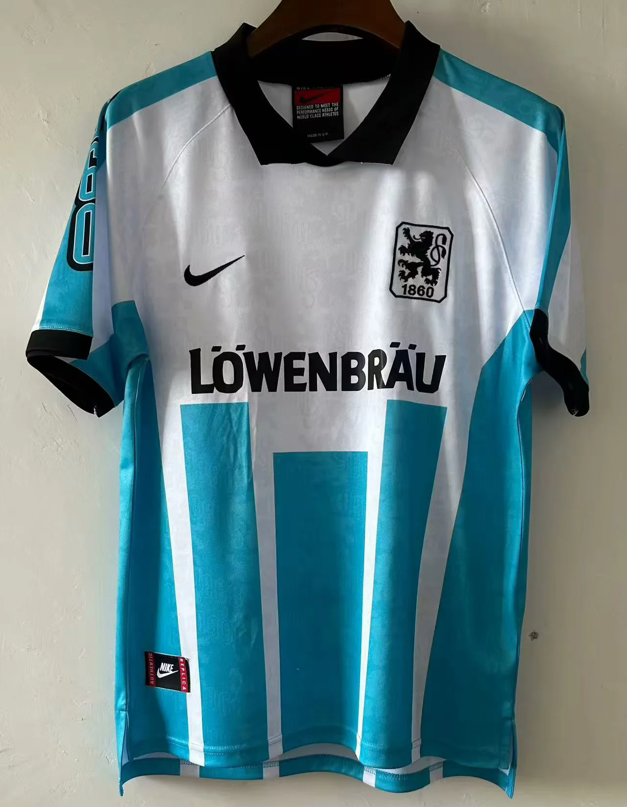1860 München Retro Football Jersey Kit