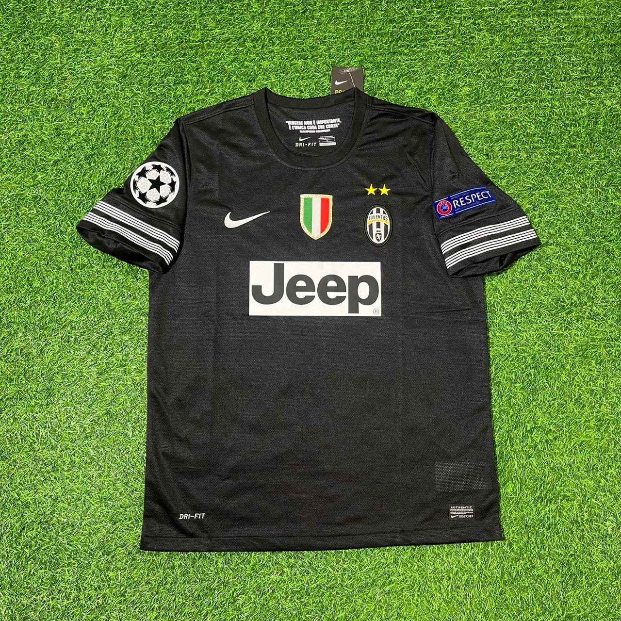 Sebastian Giovinco 12- Juventus Home 2012 2013 Season Retro Football Jersey