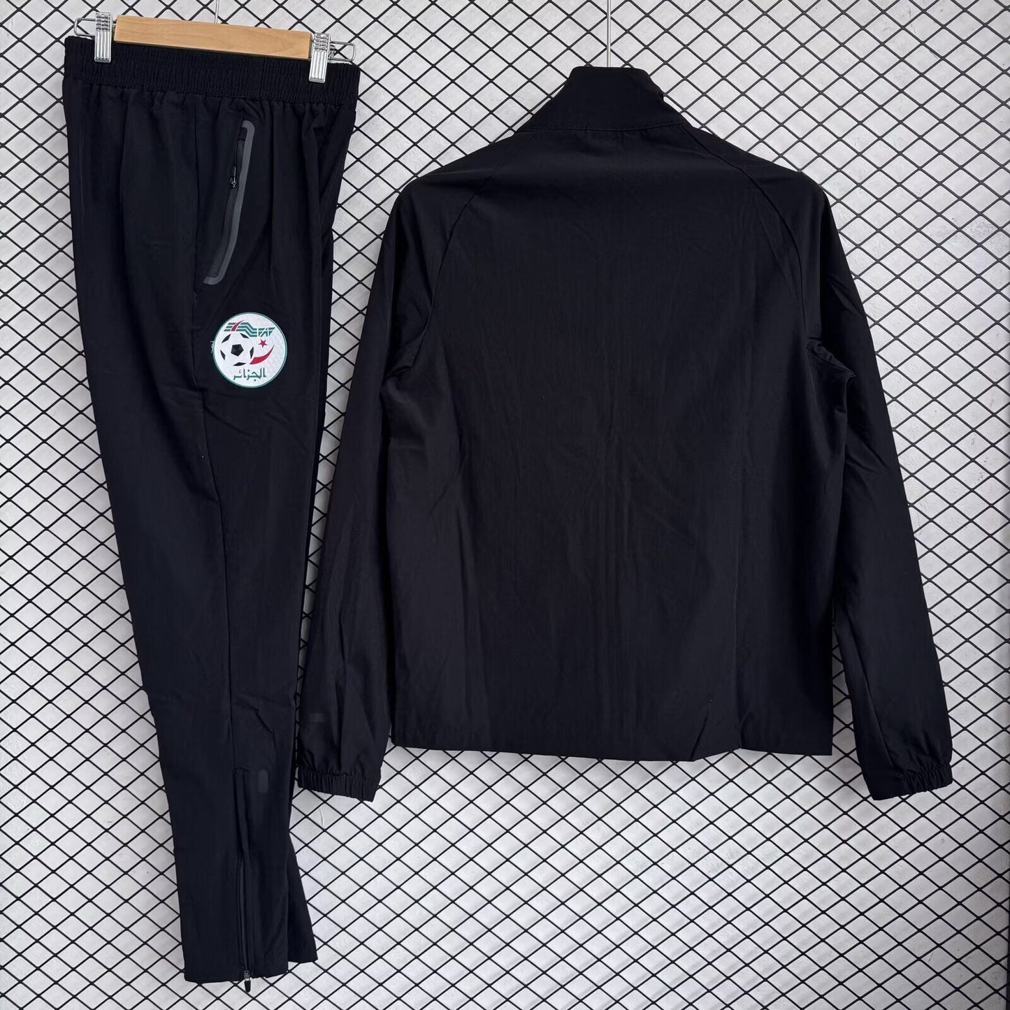 Algeria 2025/2026 Tracksuit Windbreaker Jacket Pants Special Edition