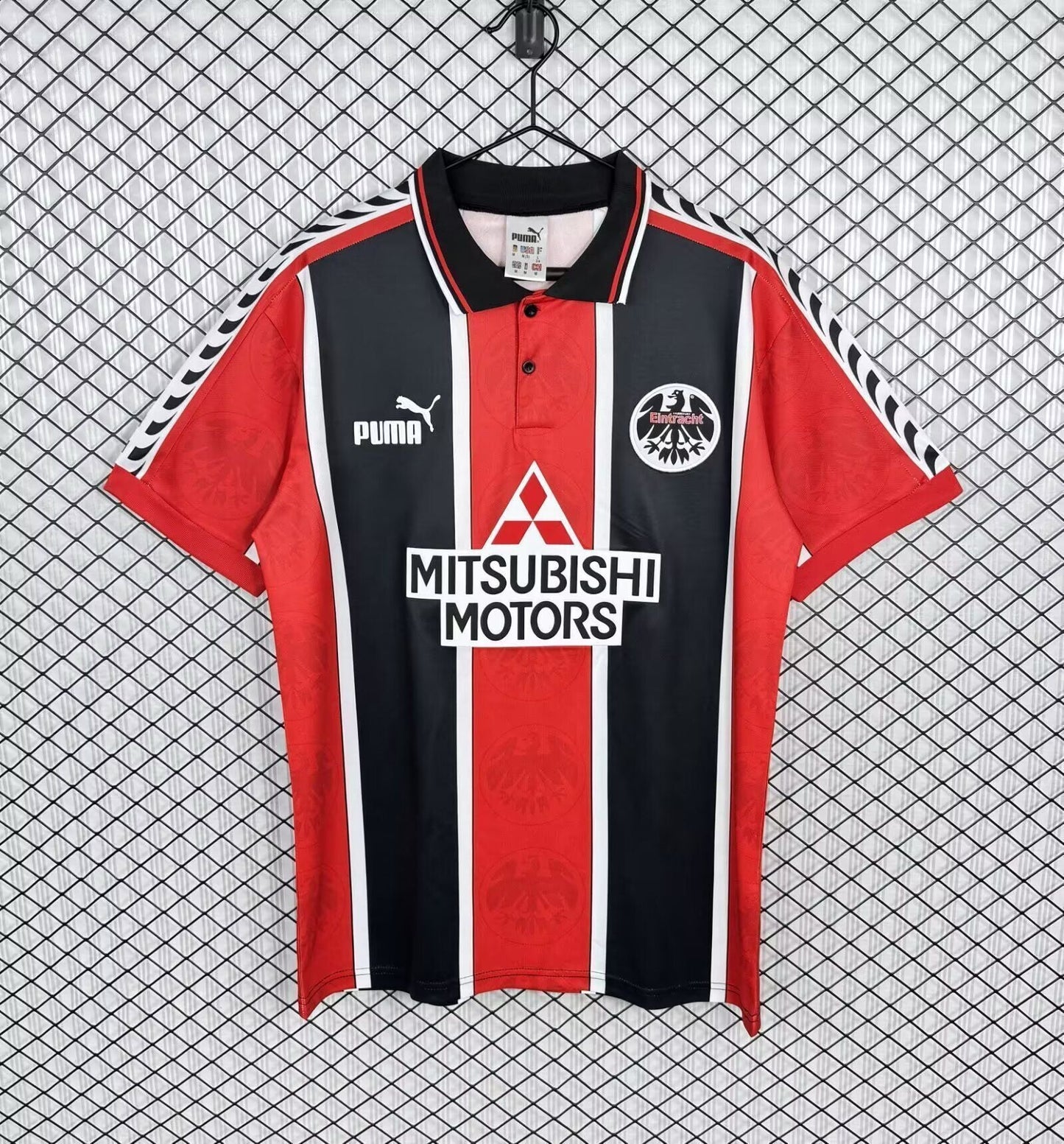 Eintracht Frankfurt 1996/1997 Saison Heim Retro Fußballtrikot Jersey