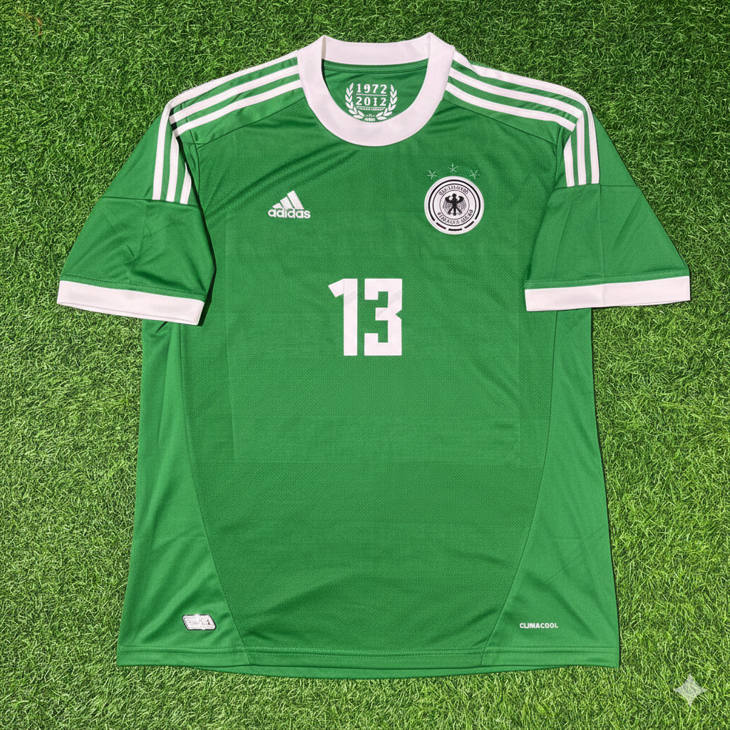 Germany EURO 2012 Thomas Müller Green Retro Football Jersey