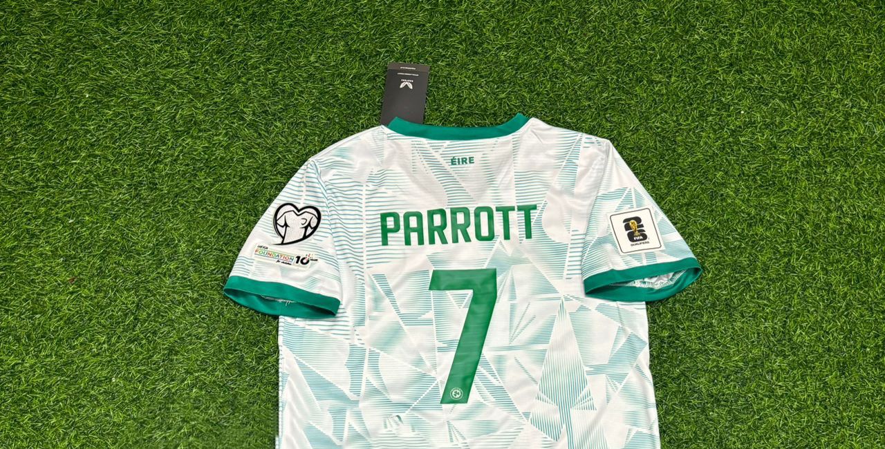 Troy Parrott Ireland Éire National Team Football Jersey Collection