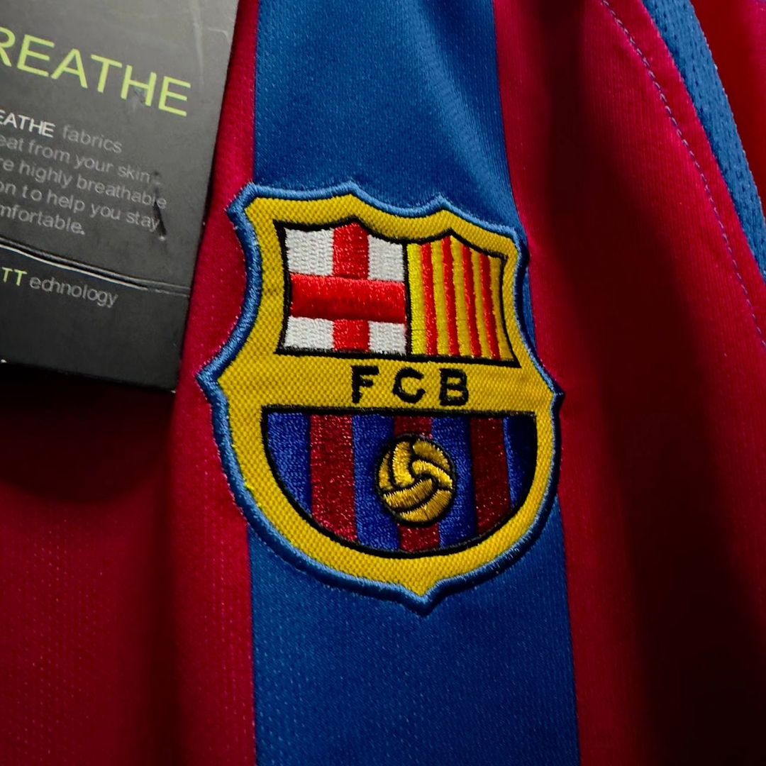 #24 Andreas Iniesta Barcelona 2006 Final Retro Football Jersey Soccer Kit