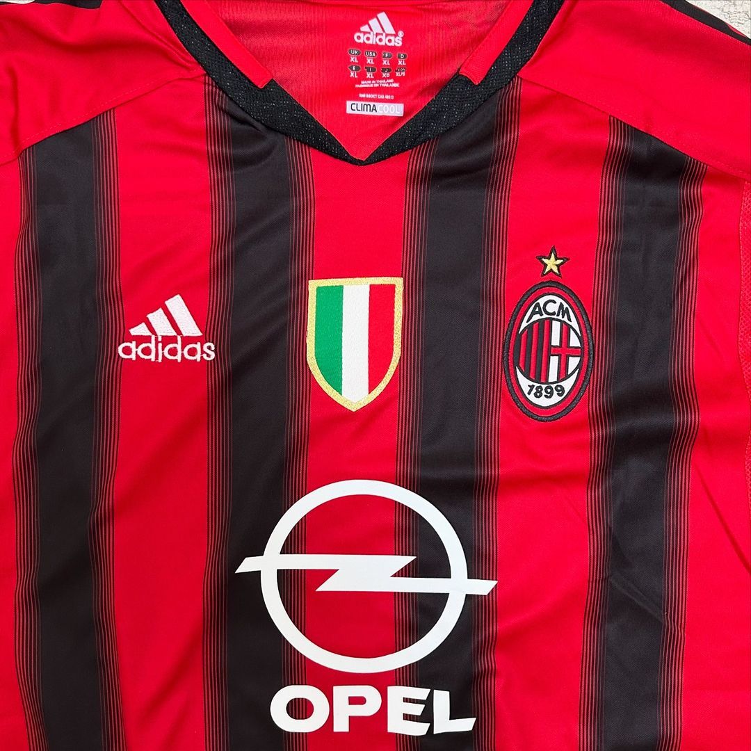 Kaká 22 – Milan 2003/2004 Red & Black Home Retro Kit Jersey Trikot Maillot
