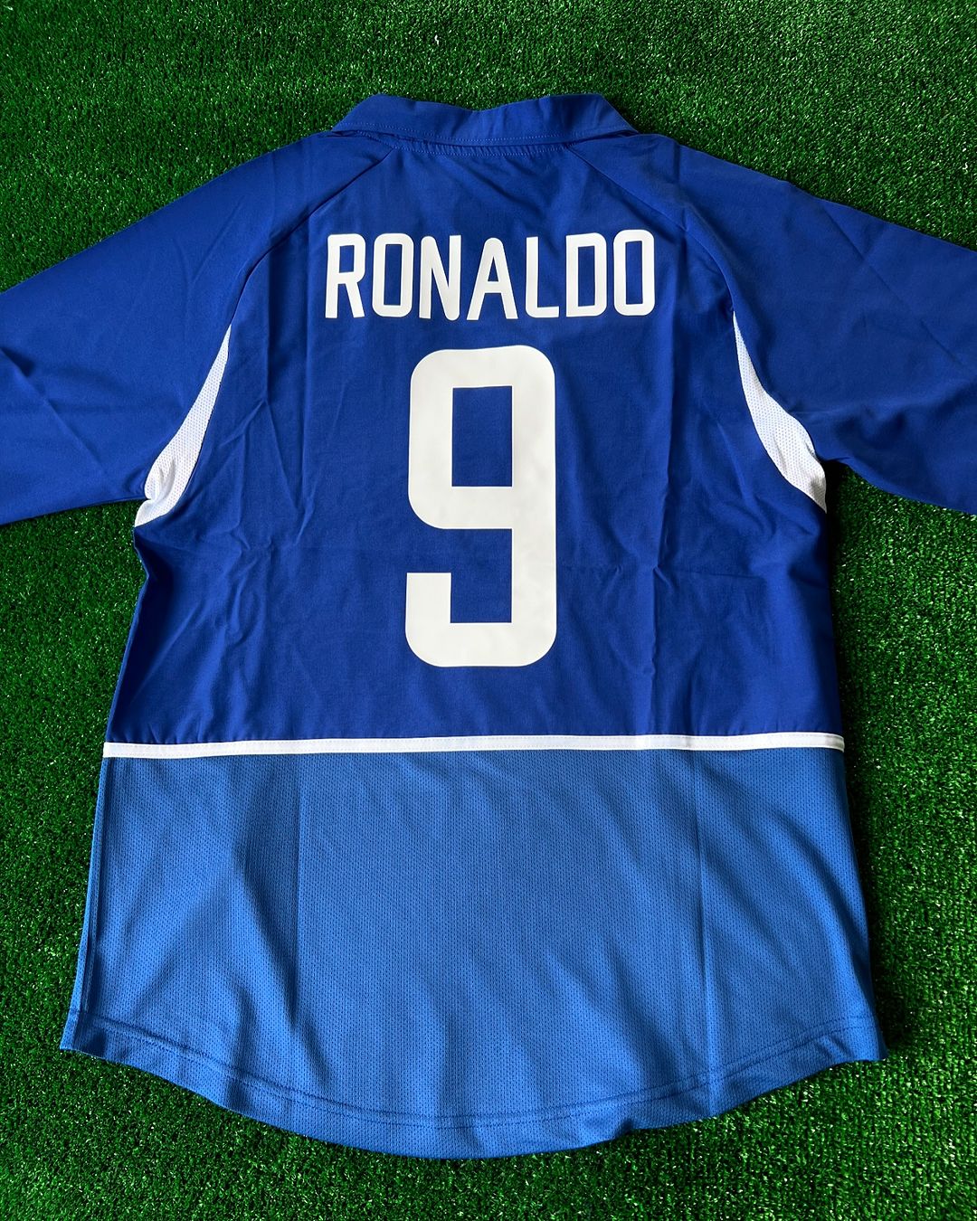 Nazario Phenomenon Ronaldo Brazil 2002 World Cup Blue Retro Short-Sleeve Jersey Soccer Kit