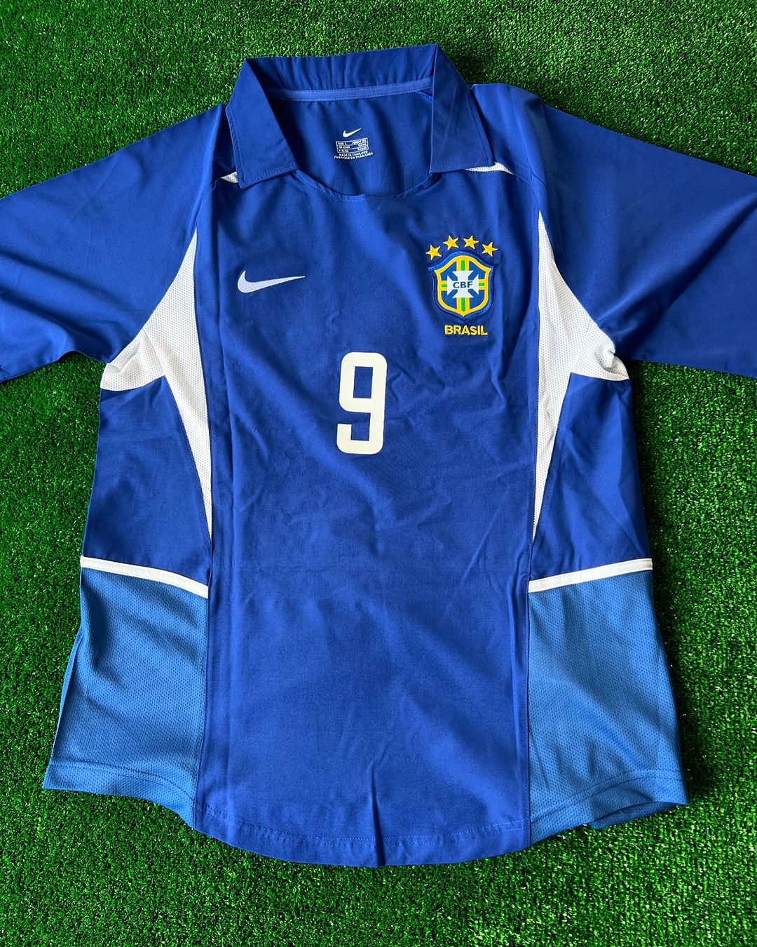 Nazario Phenomenon Ronaldo Brazil 2002 World Cup Blue Retro Short-Sleeve Jersey Soccer Kit