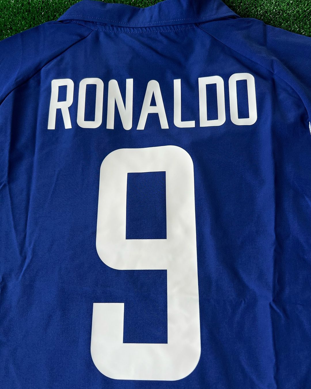 Nazario Phenomenon Ronaldo Brazil 2002 World Cup Blue Retro Short-Sleeve Jersey Soccer Kit