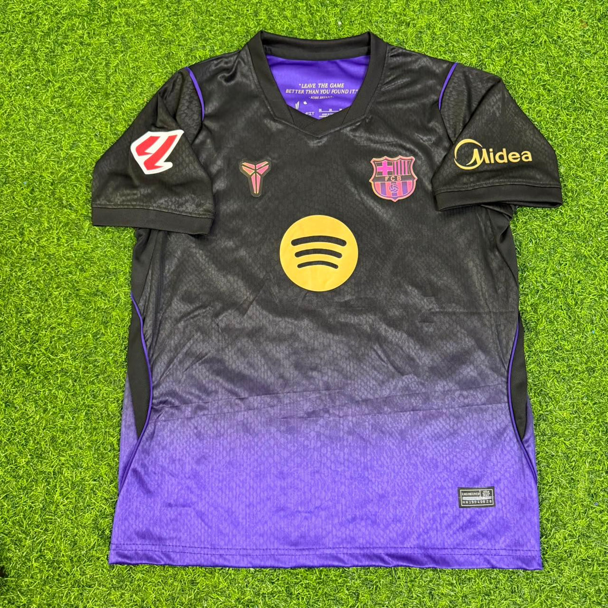 Barcelona Lamine Yamal #10 Away Kids Football Jersey
