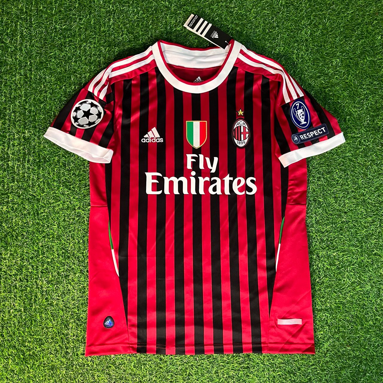 Antonio Cassano 99 - AC Milan Home 2011/12 Retro Football Jersey Kit