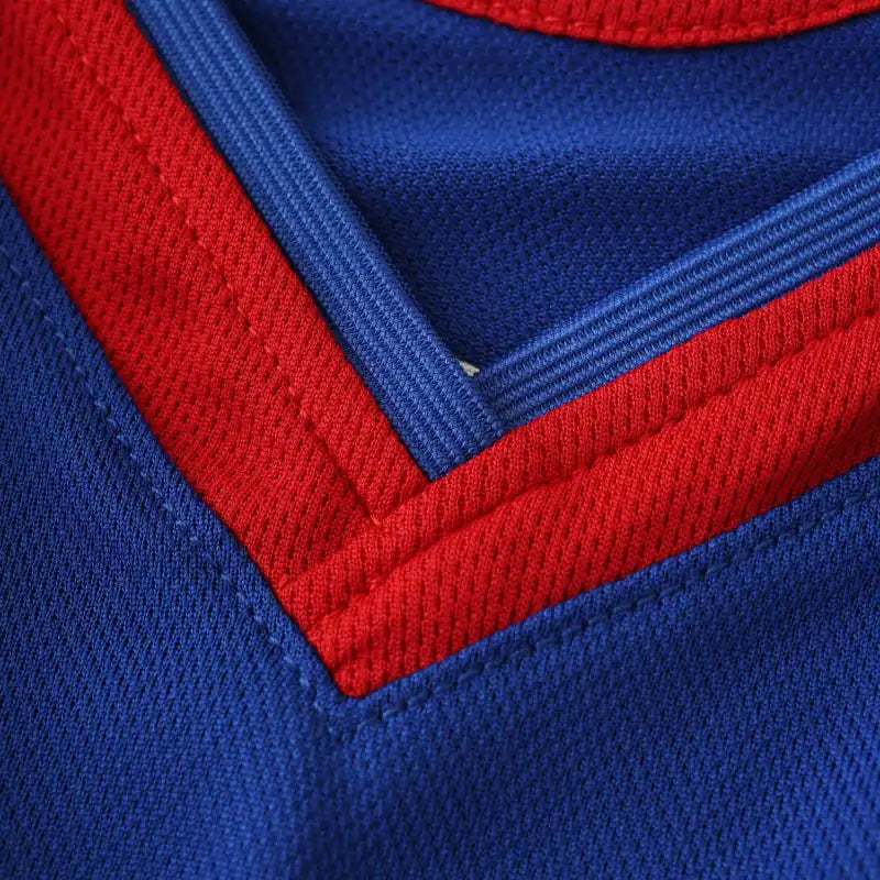 Manchester United 2005/06 Away Blue Retro Jersey