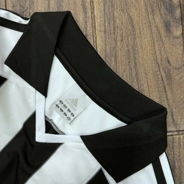 Alan Shearer Newcastle United Retro Football Jersey Kit