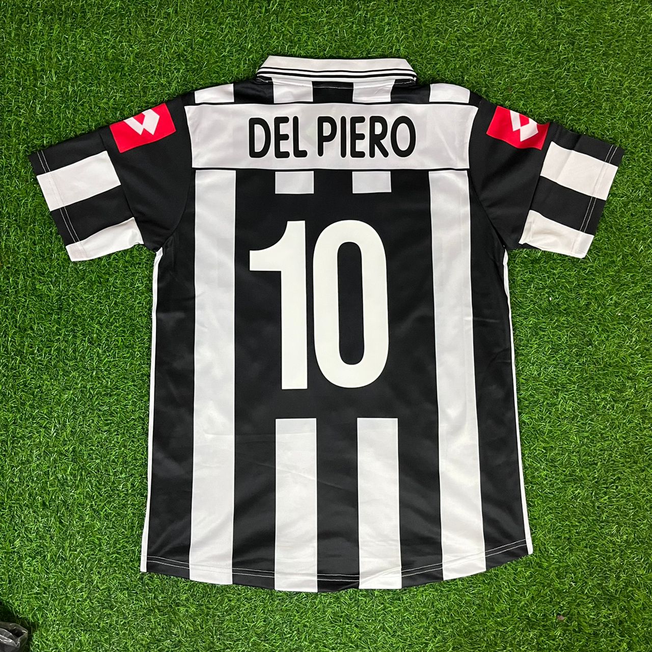 Alessandro Del Piero Juventus 2001 2002 Season Retro Football Jersey Kit