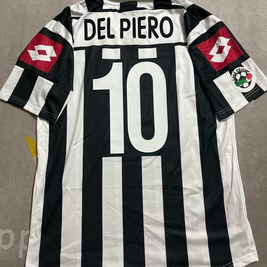 Alessandro Del Piero Juventus 2001 2002 Season Retro Football Jersey Kit