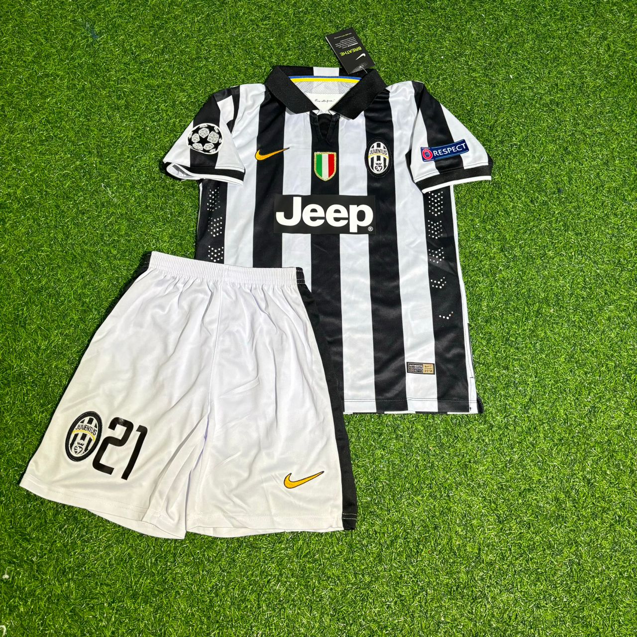 Andrea Pirlo Juventus 2014/2015 Retro Kids Football Jersey Kit