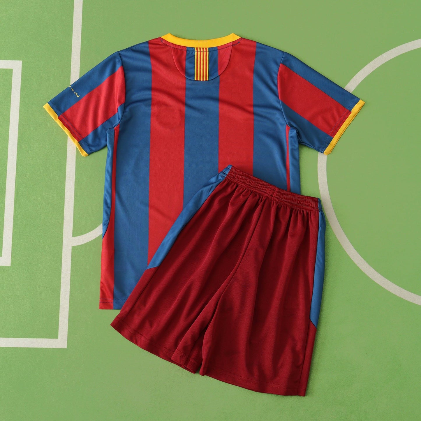 Barcelona 2010/11 Kids Football Jersey Kit
