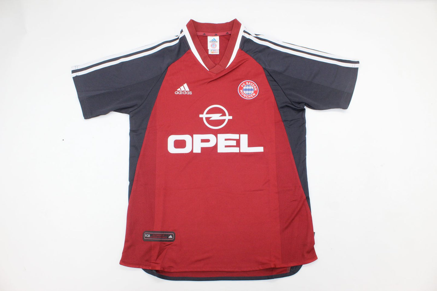 Hasan Salihamidžić 20 - Bayern Munich 2001 - 02 Retro Football Jersey Kit