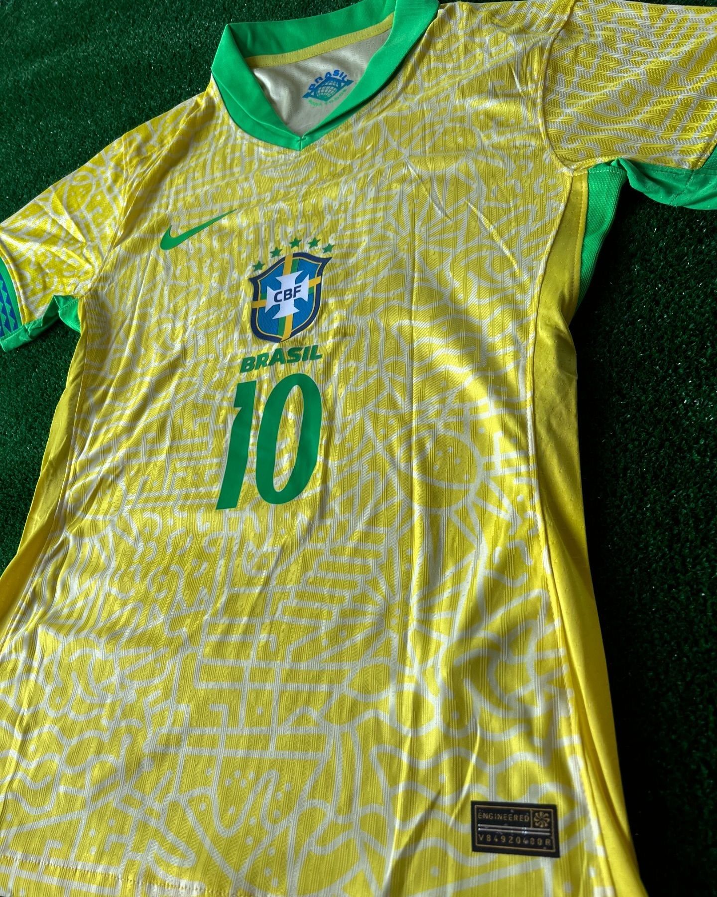 Neymar Jr. Brazil Football Jersey Kit