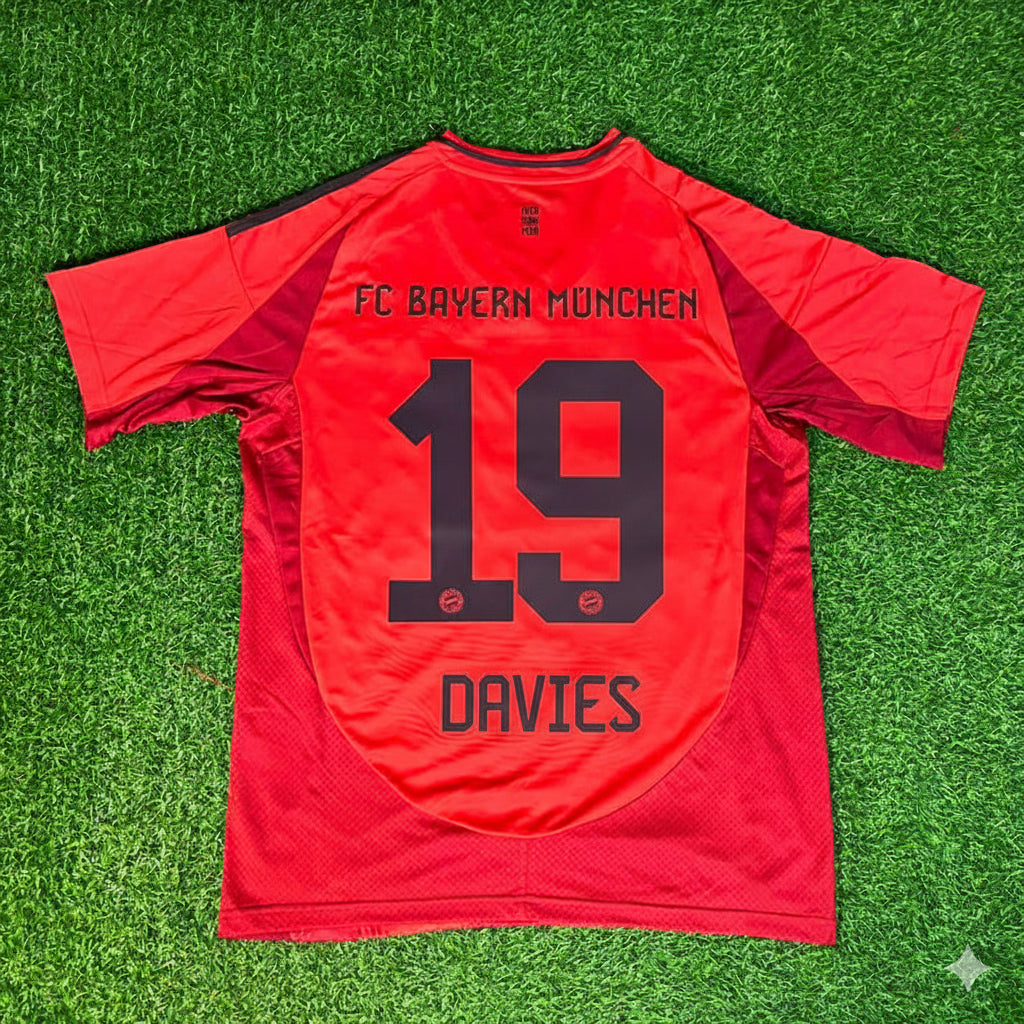 Alphonso Davies Bayern München Home