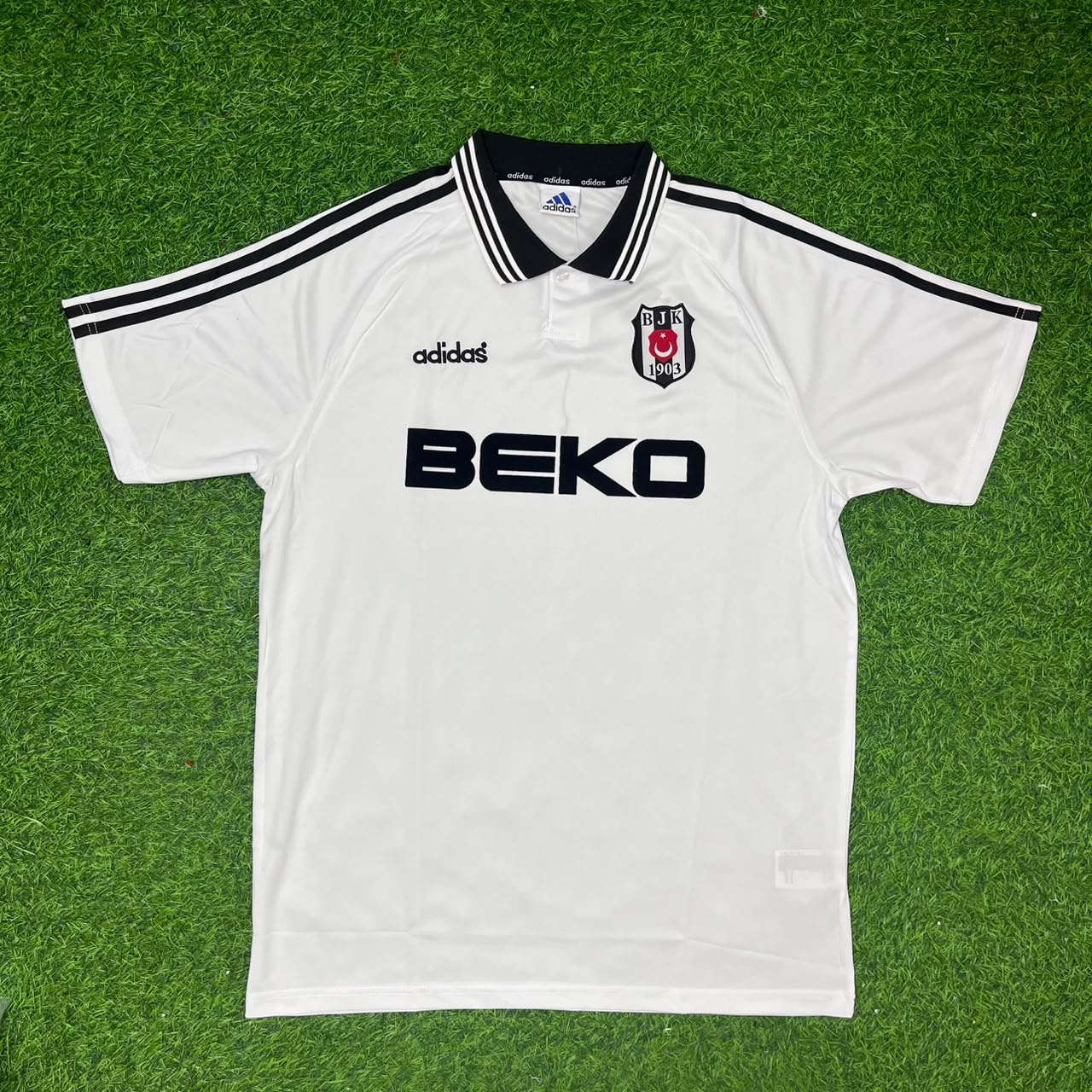 Besiktas 1996/1997 White Away Retro Football Football Jersey