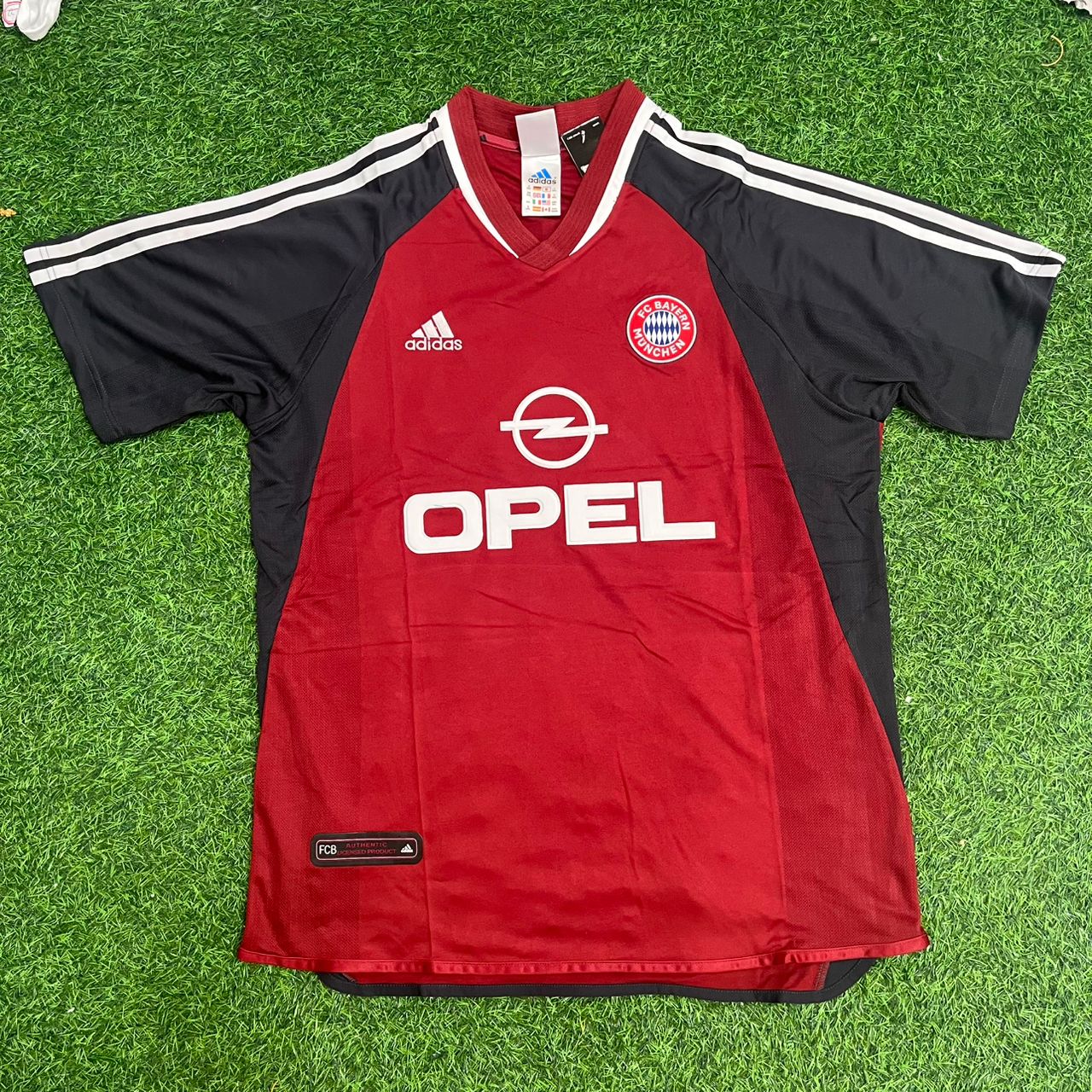 Bixente Lizarazu Bayern Munich 2001/2002 Red Retro Football Jersey Kit