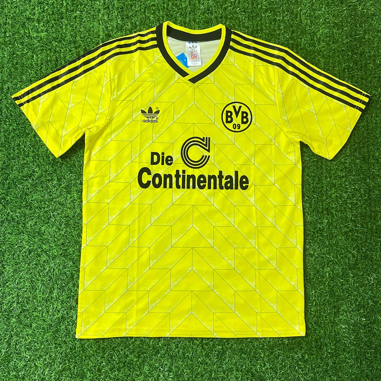 Borussia Dortmund 1988 Retro Football Jersey Kit