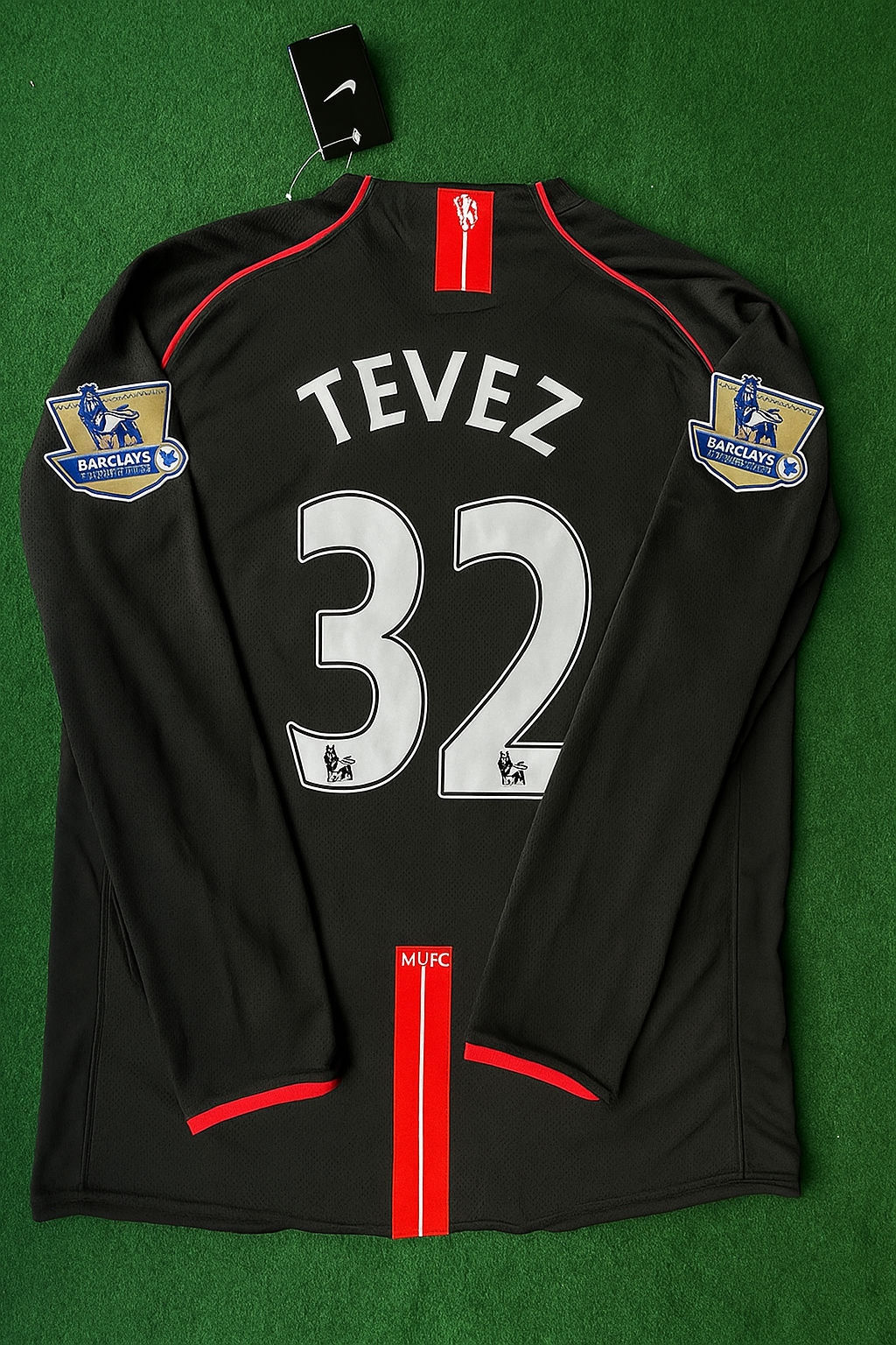 Carlos Tevez Manchester United 2007 - 2008 Retro Football Jersey Kit