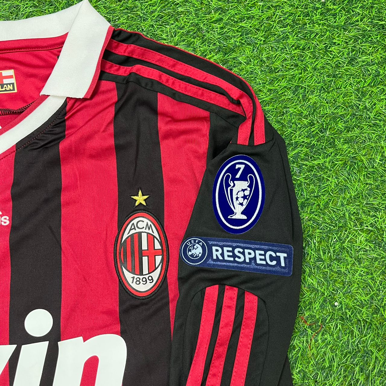 Clarence Seedorf Milan 2009 2011 Retro Long Sleeve Football Jersey