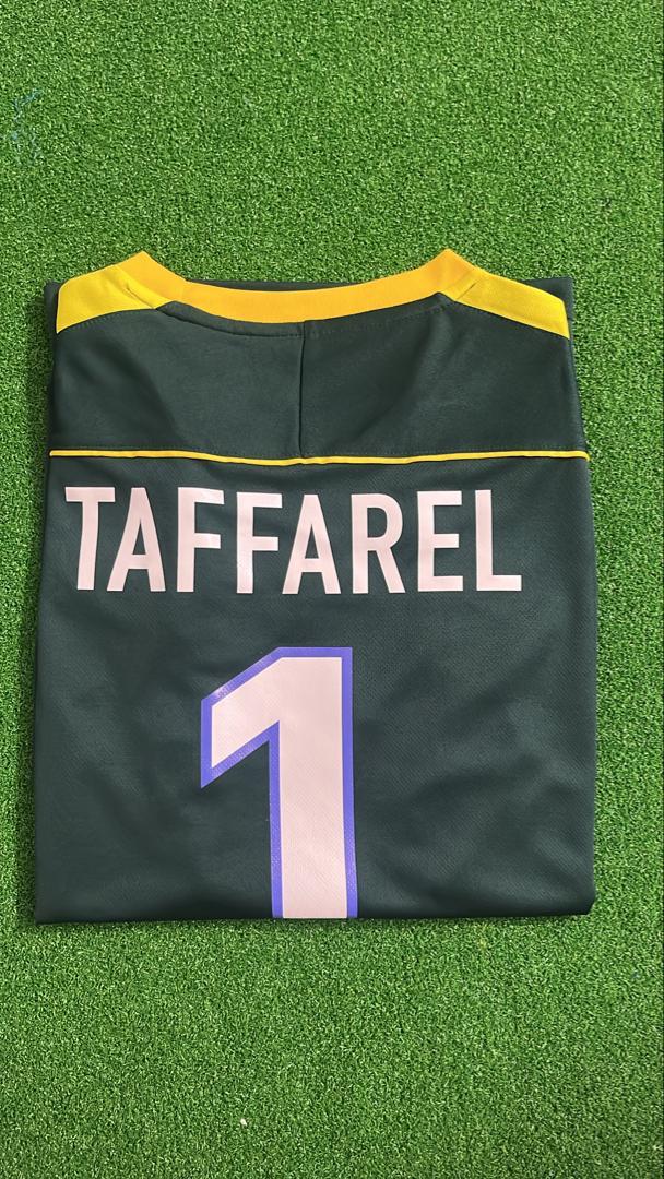 Claudio Taffarel Brazil 1998 Retro Goalkeeper Football Jersey Kit