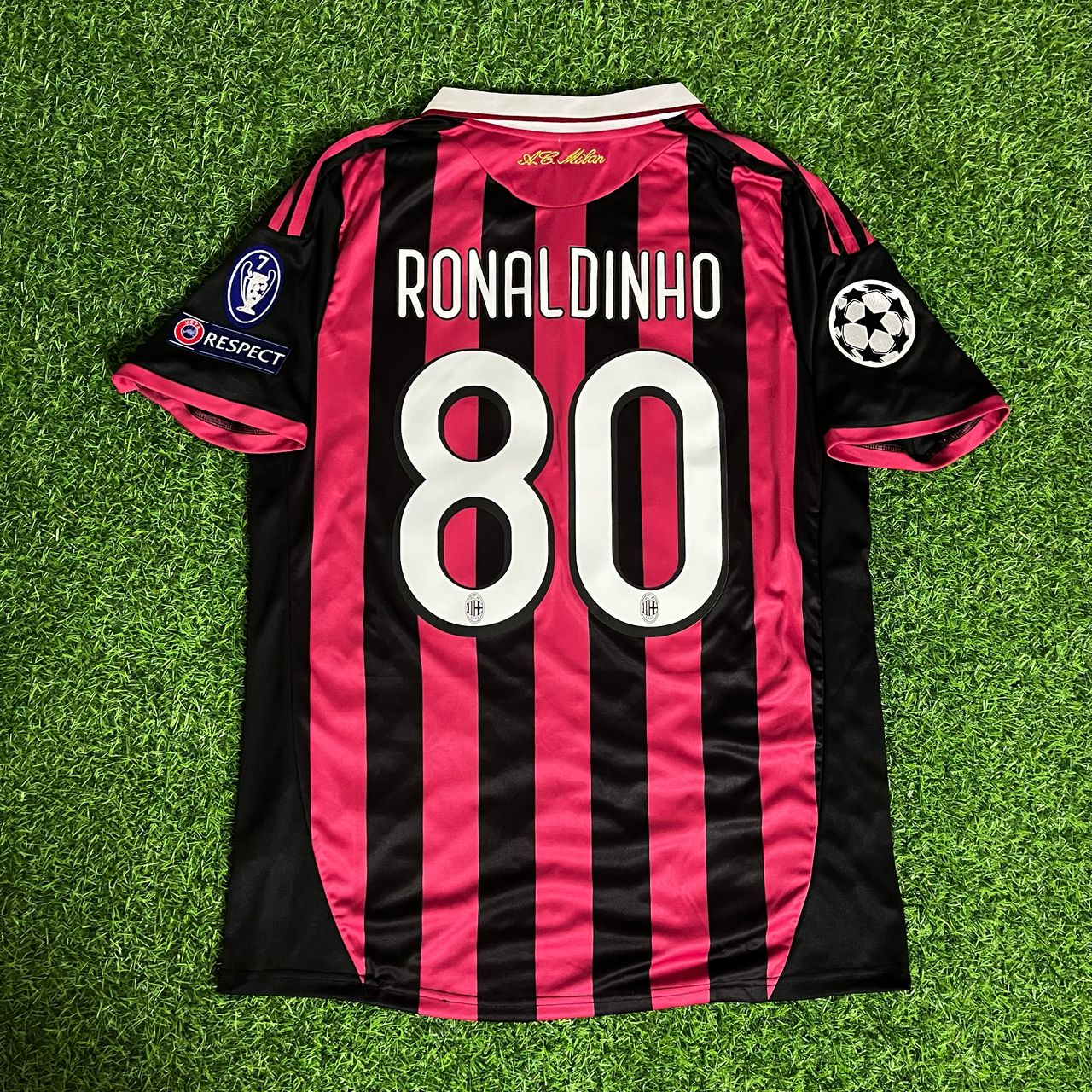Ronaldinho Gaúcho 80 - AC Milan 2009 2010 Football Jersey Kit