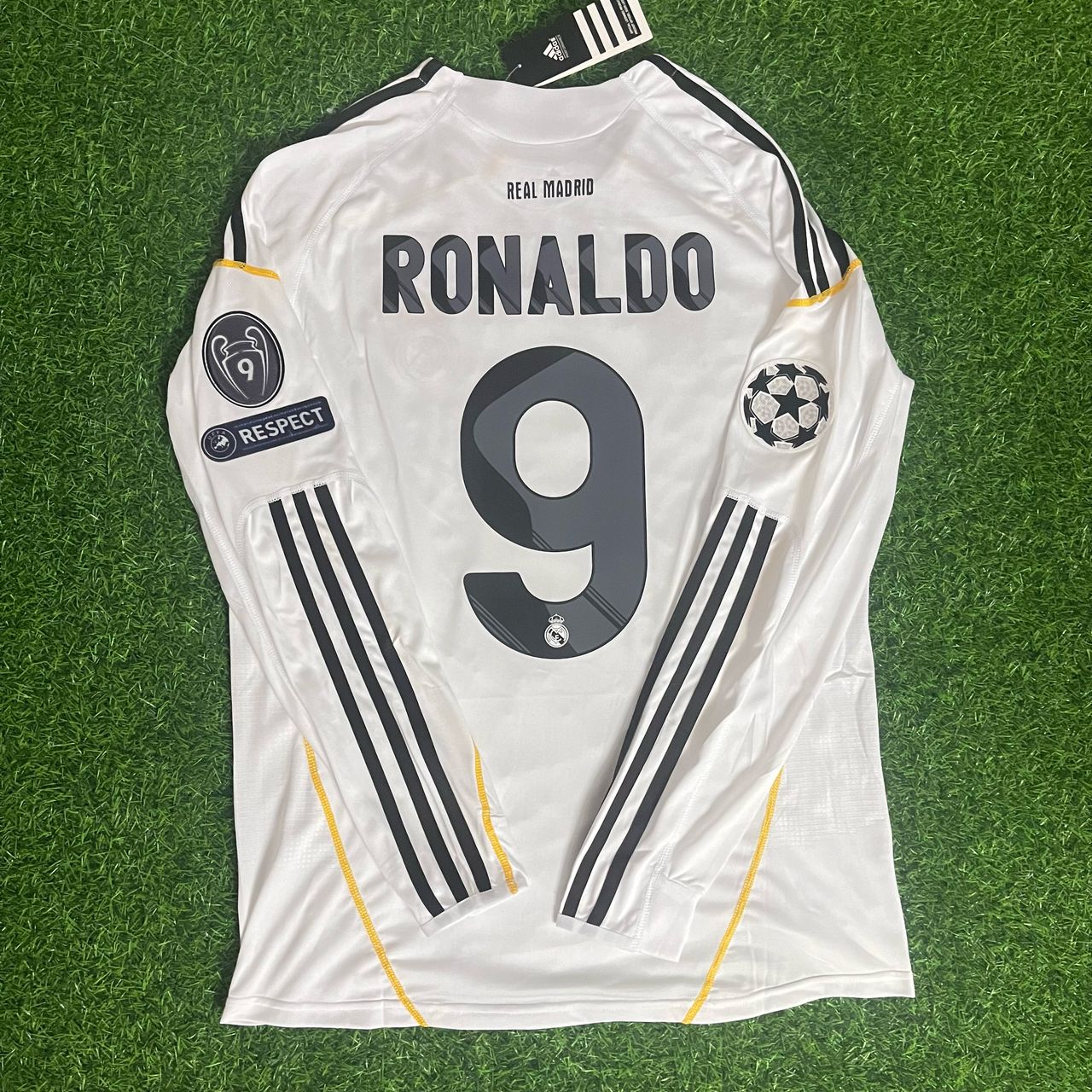 Cristiano Ronaldo CR7 Real Madrid 2009 Debut First Year Number 9 Football Jersey Kit