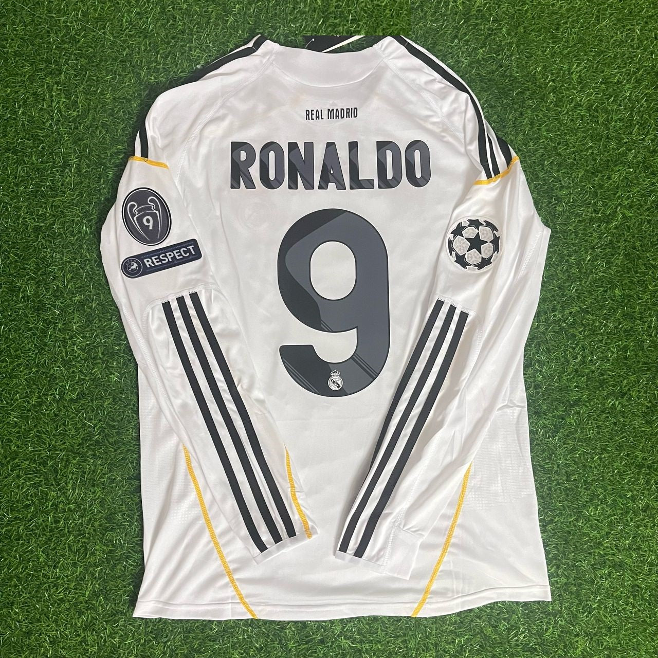Cristiano Ronaldo Number 9 Debut White Football Jersey Kit