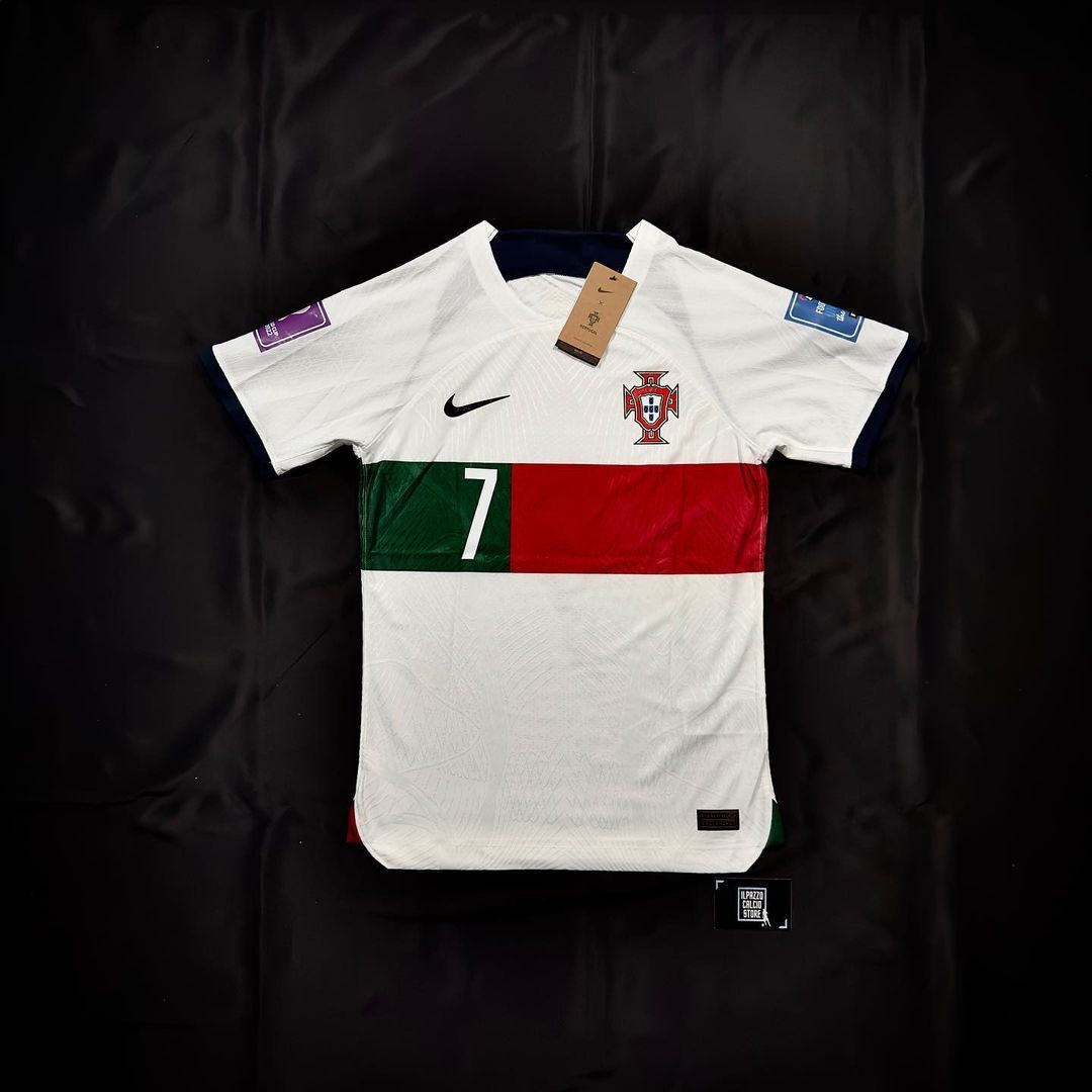 Cristiano Ronaldo Portugal 2022 World Cup Qatar Retro Football Jersey Kit