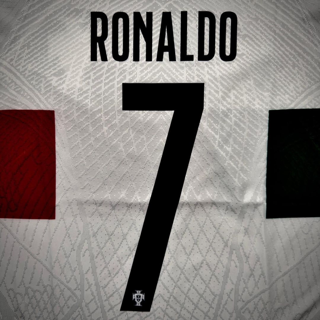 Cristiano Ronaldo Portugal 2022 World Cup Qatar Retro Football Jersey Kit