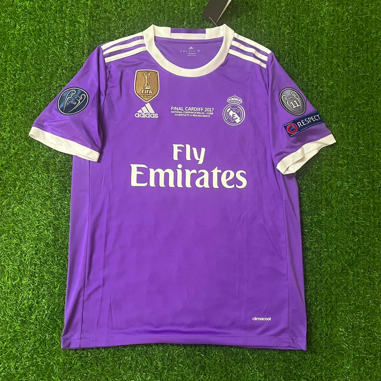 Cristiano Ronaldo Real Madrid CL Final Football Jersey Kit