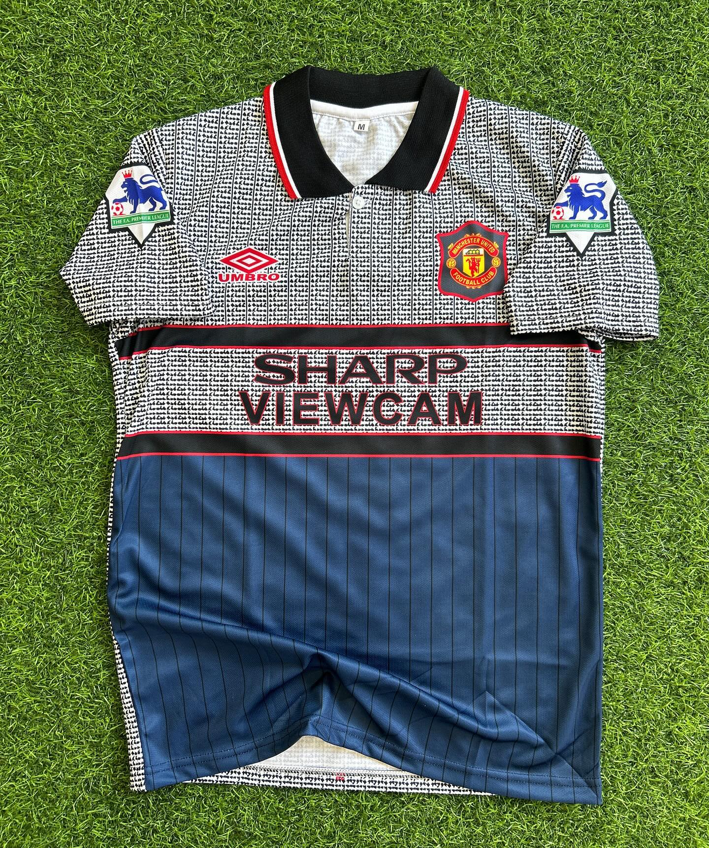 David Beckham Manchester United Retro Football Jersey Kit
