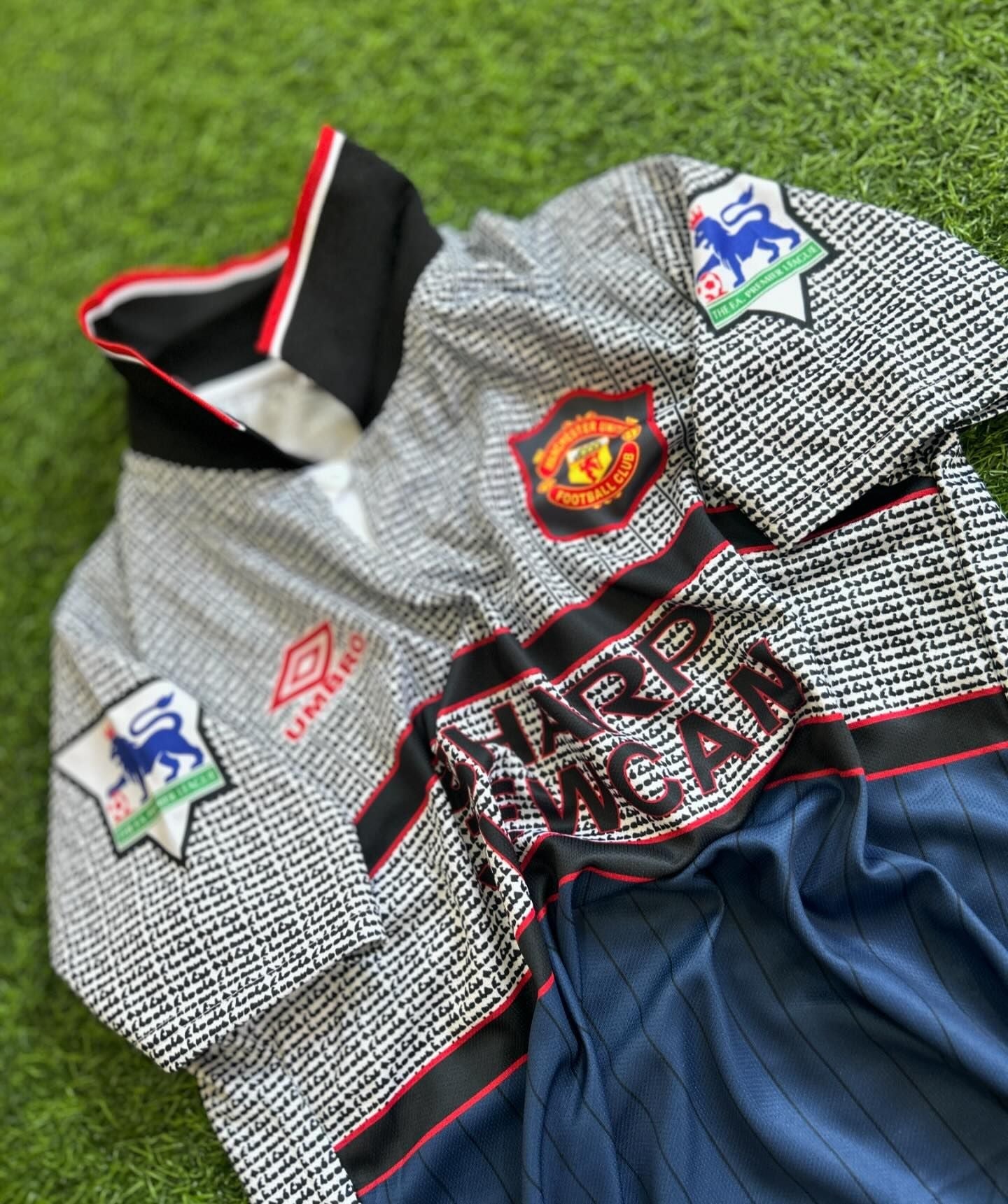 David Beckham Manchester United Retro Football Jersey Kit