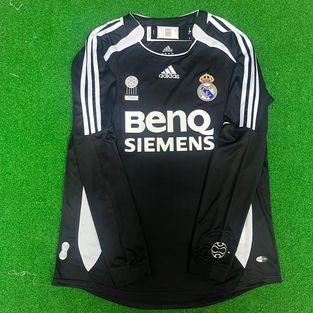 David Beckham Real Madrid 2006 - 2007 Football Jersey Kit