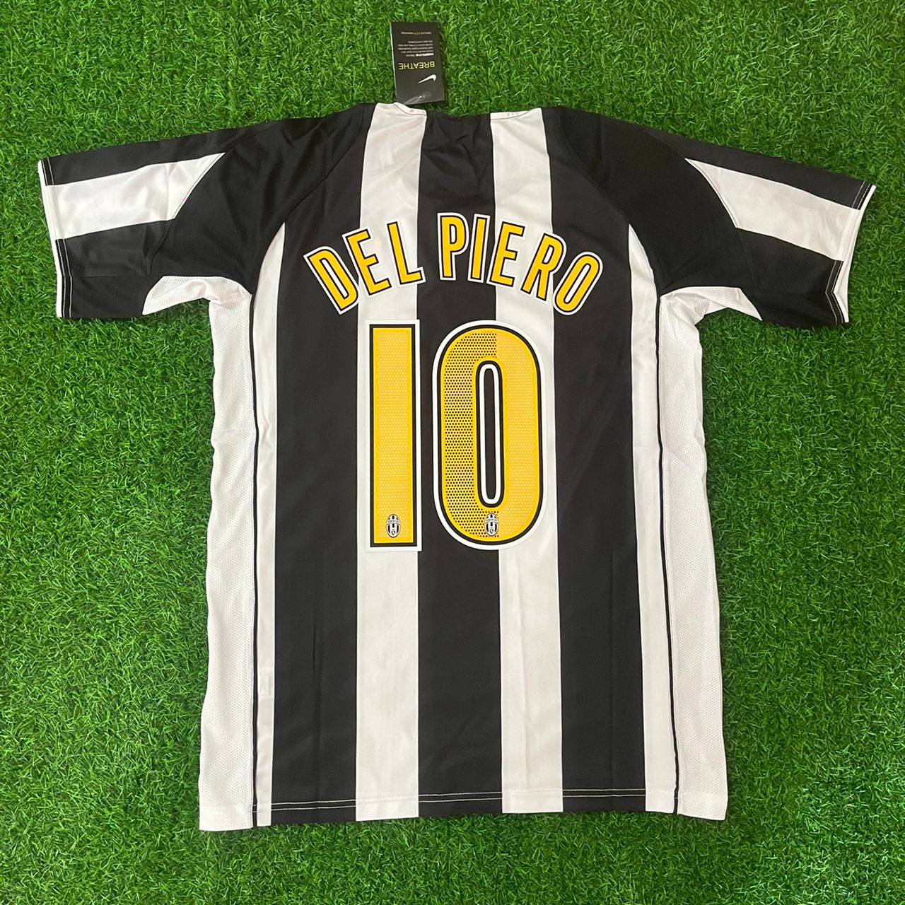 Alessandro Del Piero Juventus 2004-2005 White & Black Retro Jersey