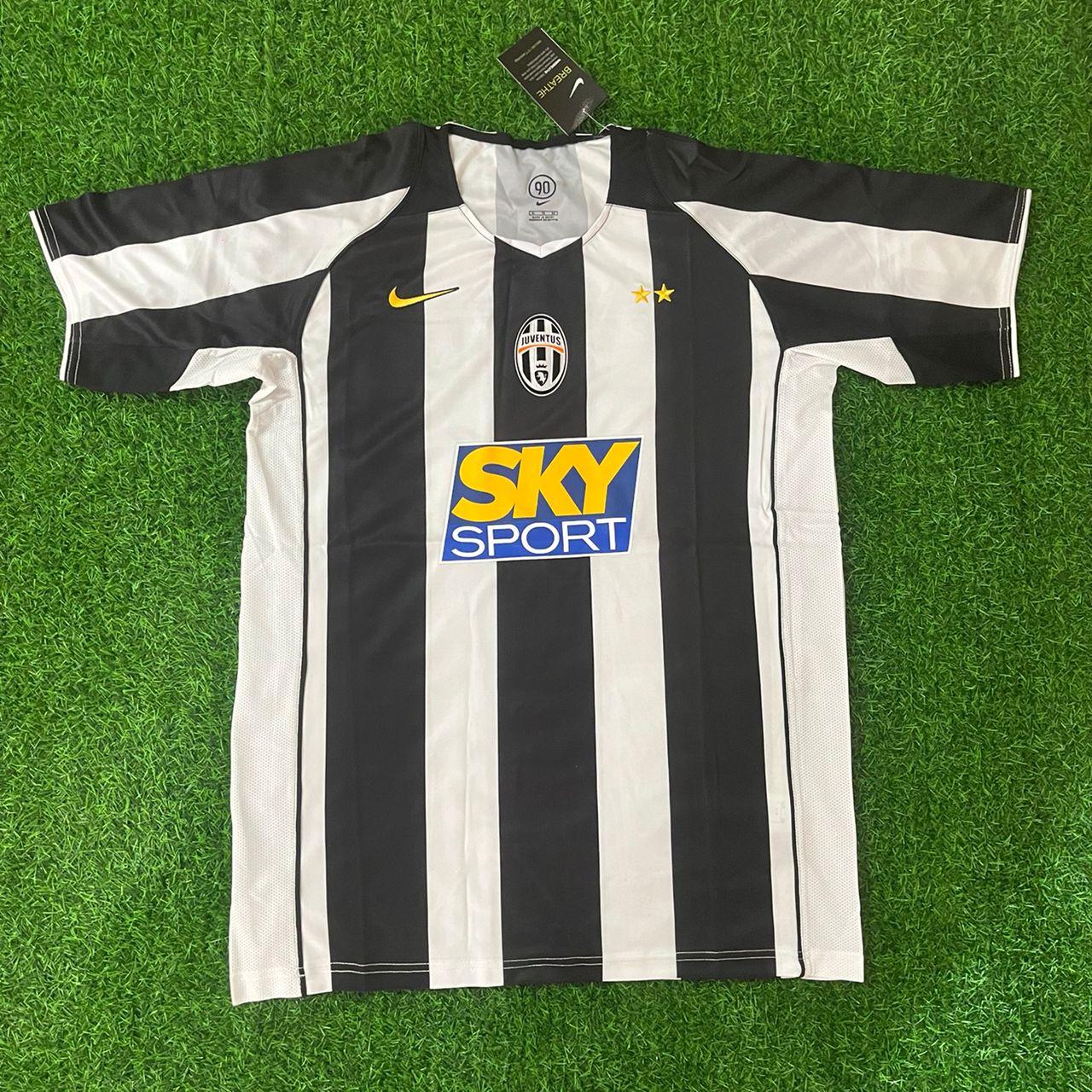 Alessandro Del Piero Juventus 2004-2005 White & Black Retro Jersey | Kit | Trikot | Maillot