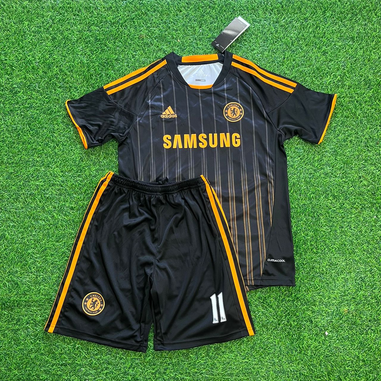 Didier Drogba Chelsea 2010/2011 Kids Retro Football Jersey Kit