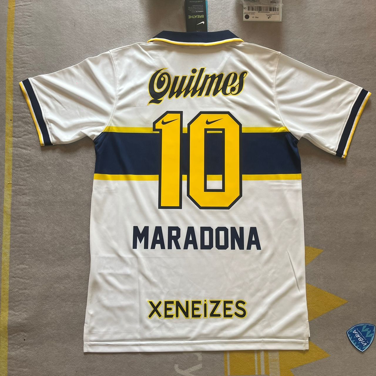 Diego Armando Maradona 10 - Boca Juniors 1996 - 1997 Football Jersey Kit