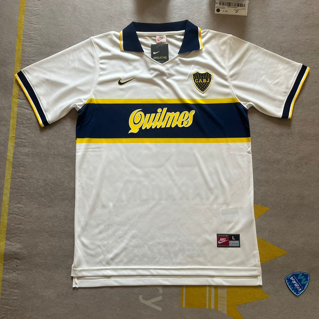 Diego Armando Maradona 10 - Boca Juniors 1996 - 1997 Football Jersey Kit
