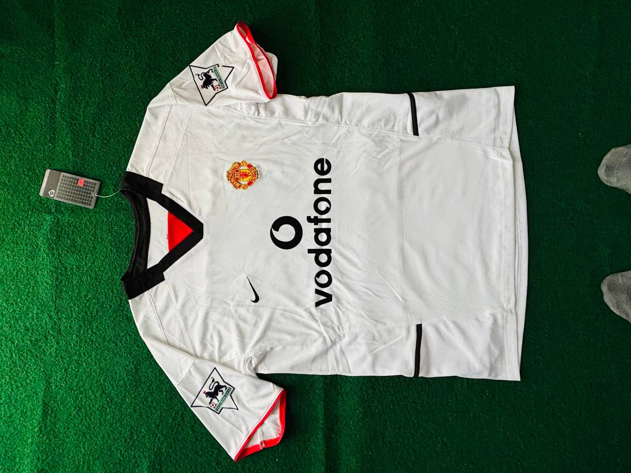 Diego Forlan Manchester United 2002 2004 Vodafone Sponsor Retro Football Jersey Kit
