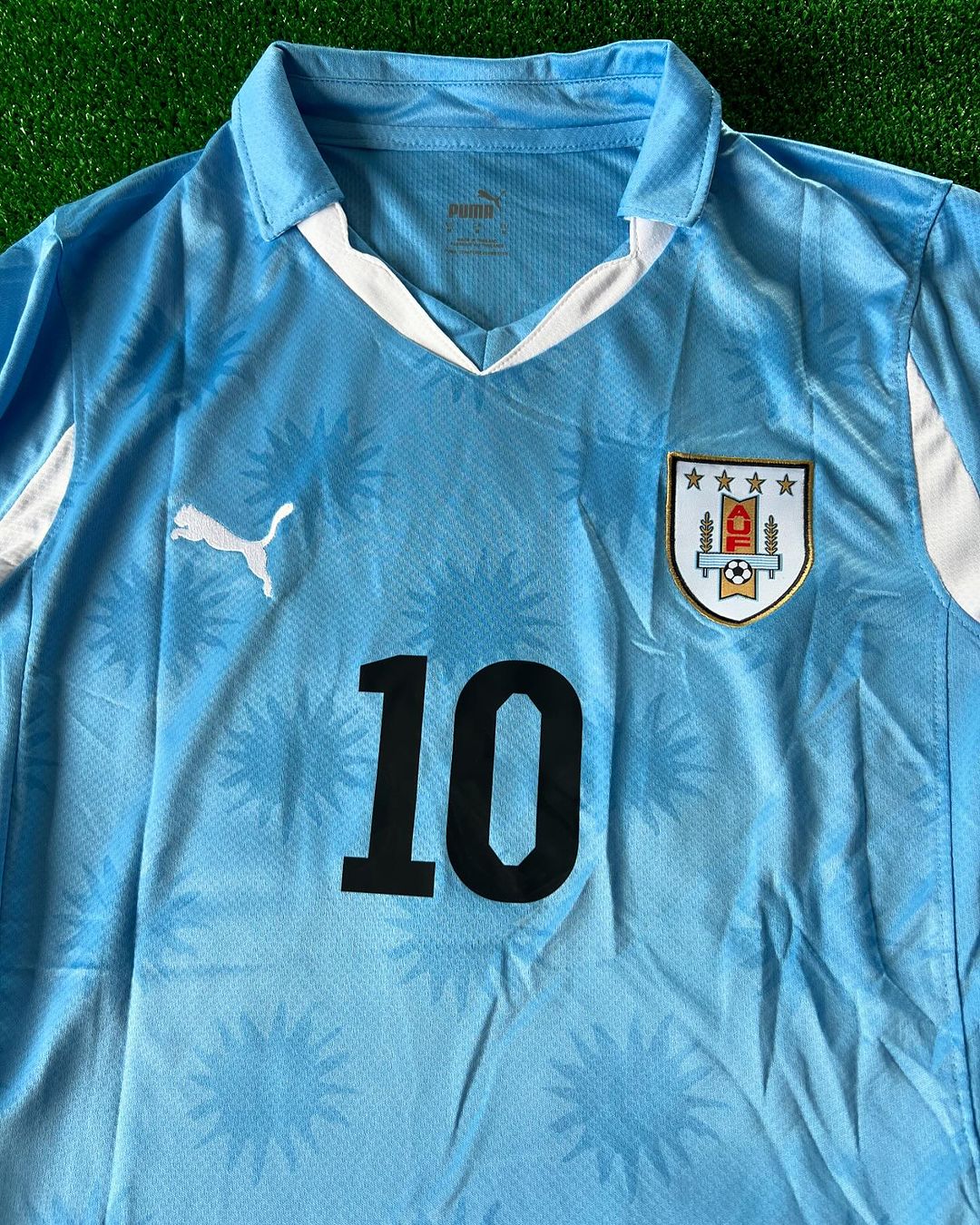 Diego Forlán Uruguay 2010 South Aftica World Cup Retro Football Jersey Kit