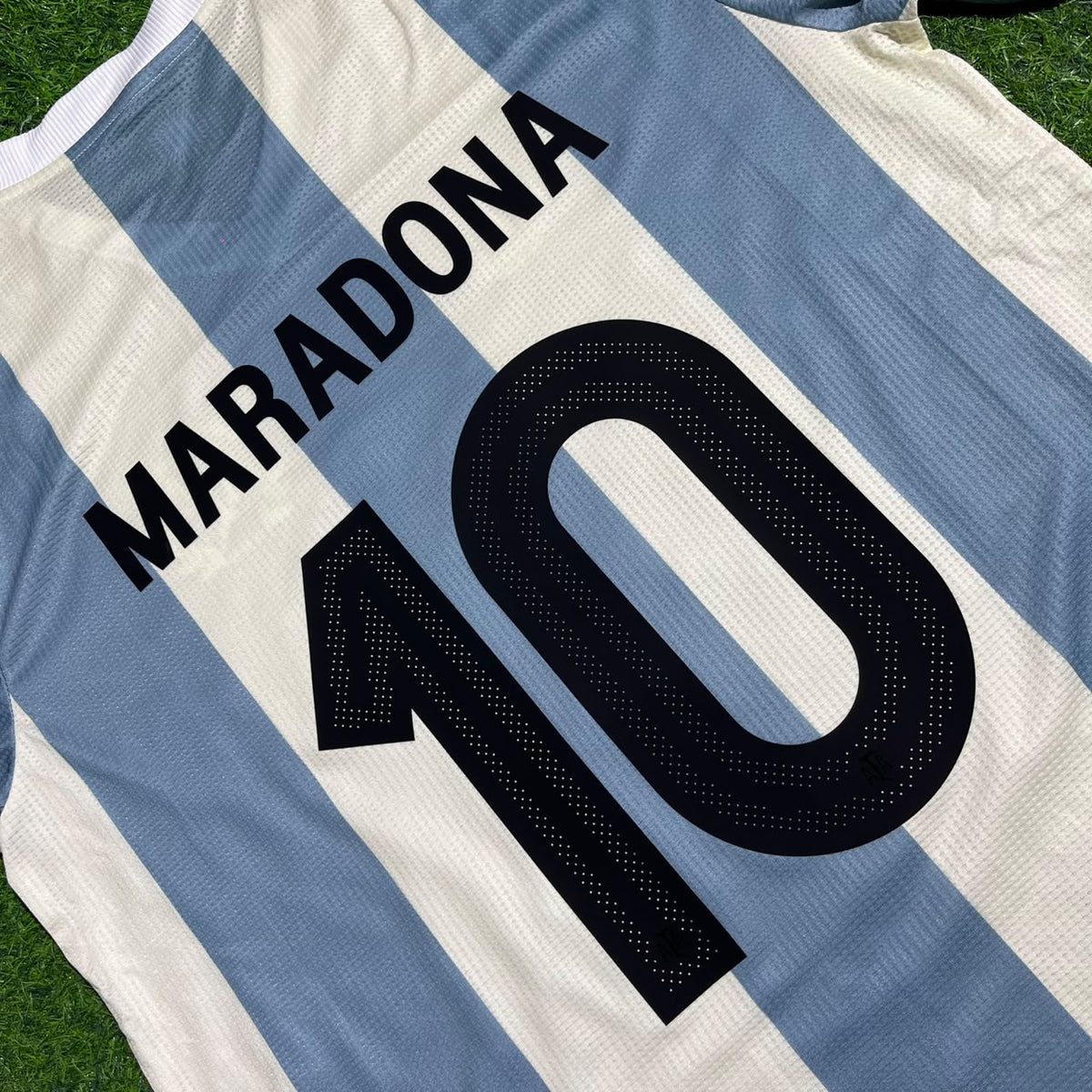 Argentina Diego Armando Maradona Retro Long Sleeve Retro Football Jersey